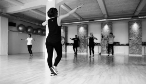 Groove Dance holdtræning hos Fysisk Form