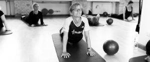 yoga med terapibolde hos fysiskform